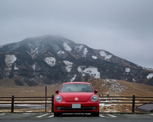 車と草千里